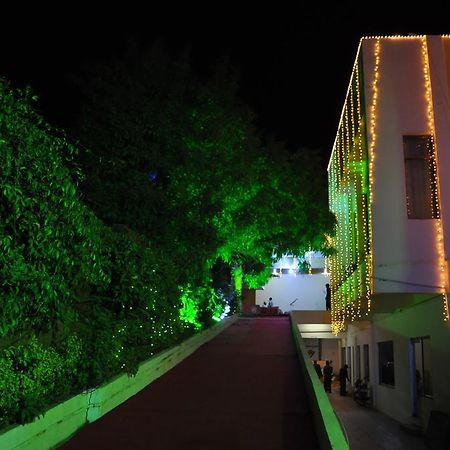 Hotel Maruti Mandapam Jabalpur Εξωτερικό φωτογραφία