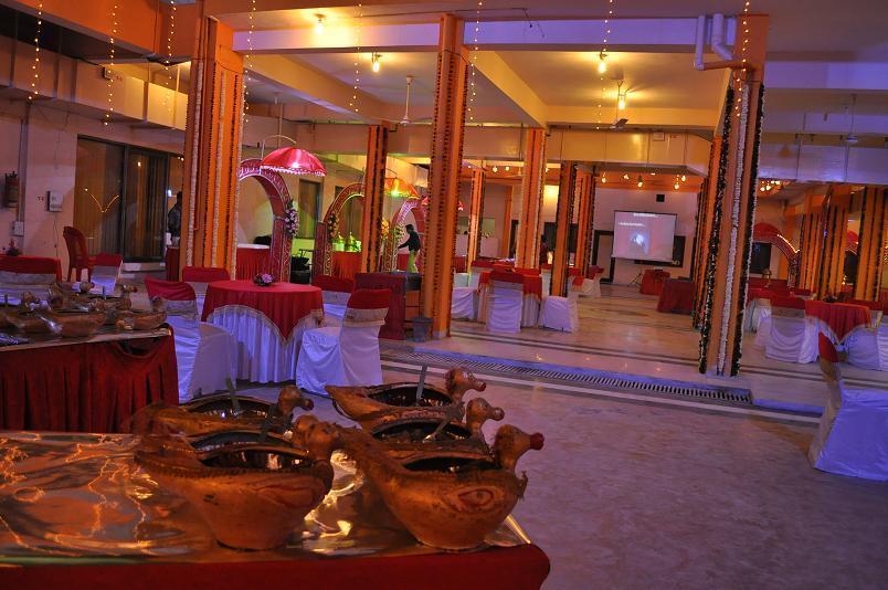Hotel Maruti Mandapam Jabalpur Εξωτερικό φωτογραφία